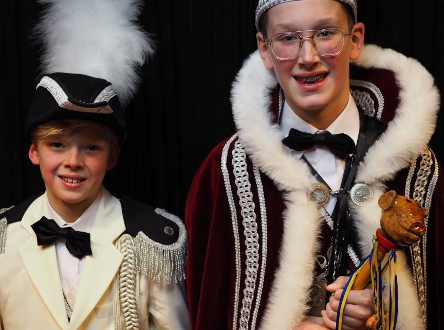 Jim van Uden en Tjerk Wijnen zijn Jeugdprins Porcellus XLIII en Adjudant